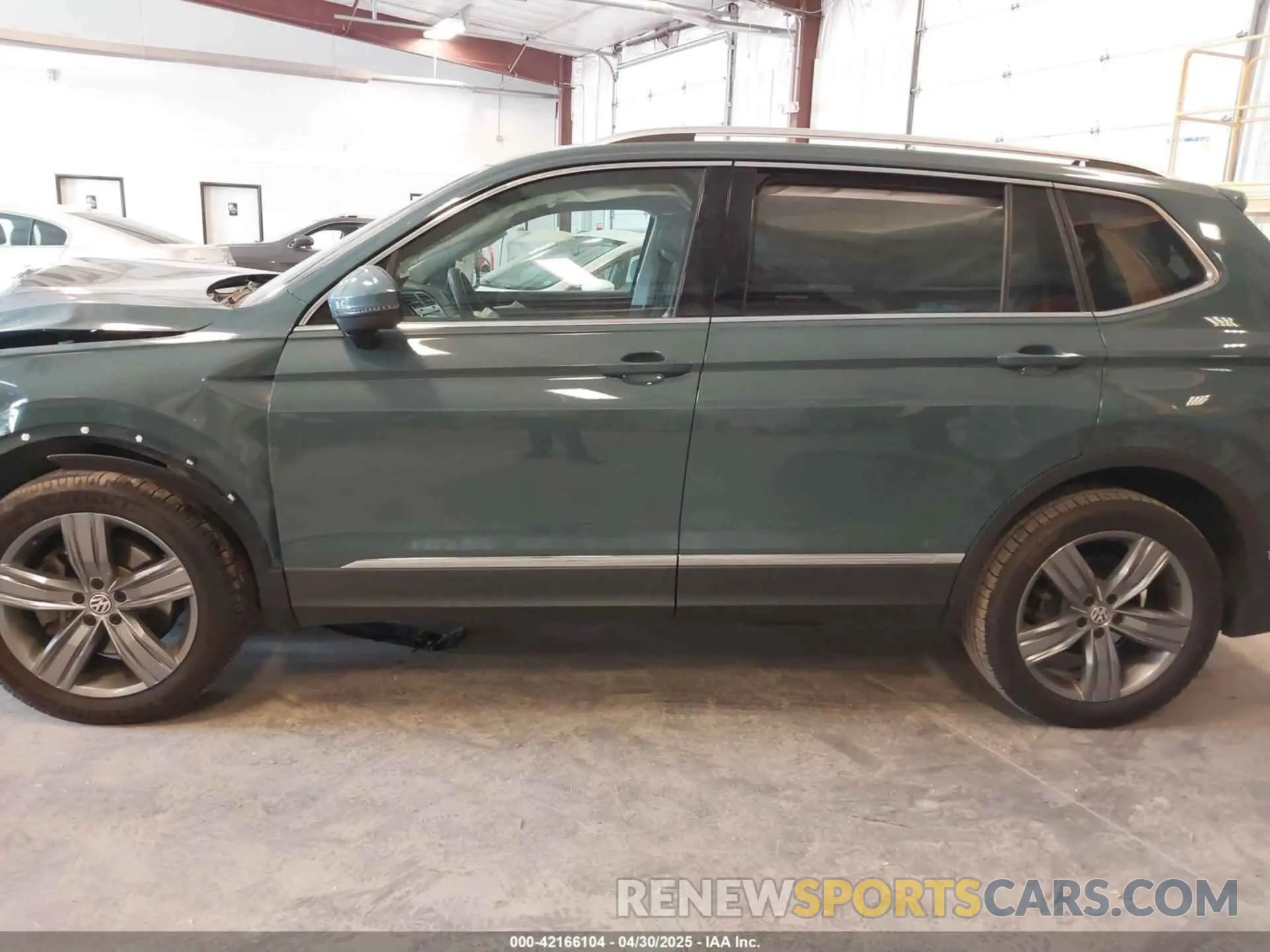 14 fotografías del automóvil dañado 3VV2B7AX9LM078125 VOLKSWAGEN TIGUAN 2020