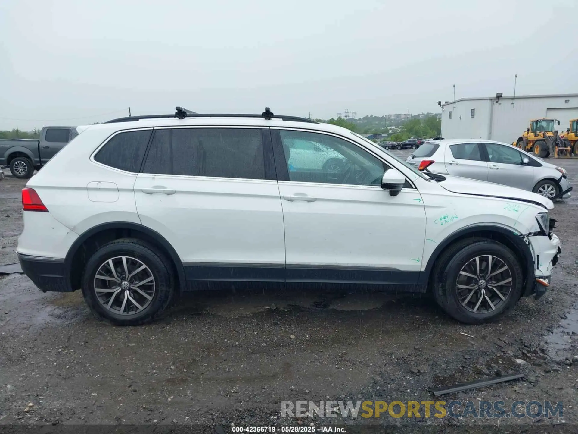 12 fotografías del automóvil dañado 3VV2B7AX9LM163952 VOLKSWAGEN TIGUAN 2020