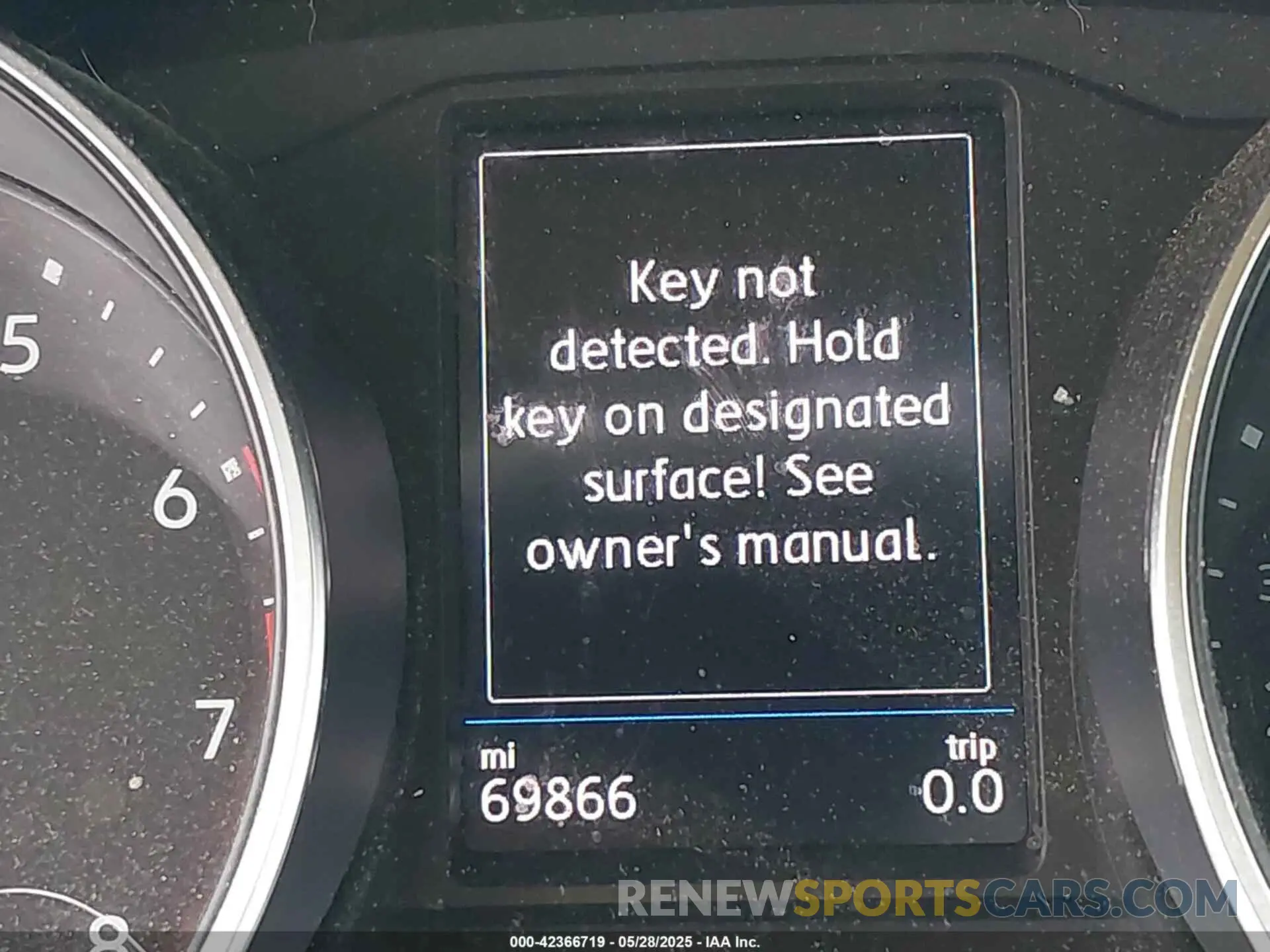 14 fotografías del automóvil dañado 3VV2B7AX9LM163952 VOLKSWAGEN TIGUAN 2020