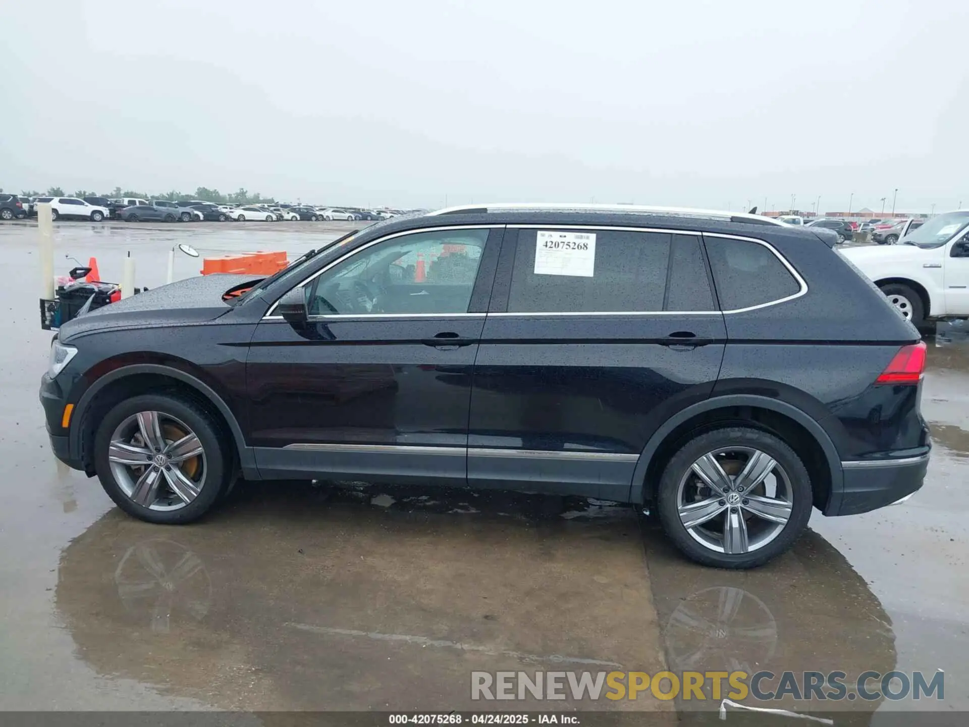 14 fotografías del automóvil dañado 3VV2B7AXXLM022419 VOLKSWAGEN TIGUAN 2020