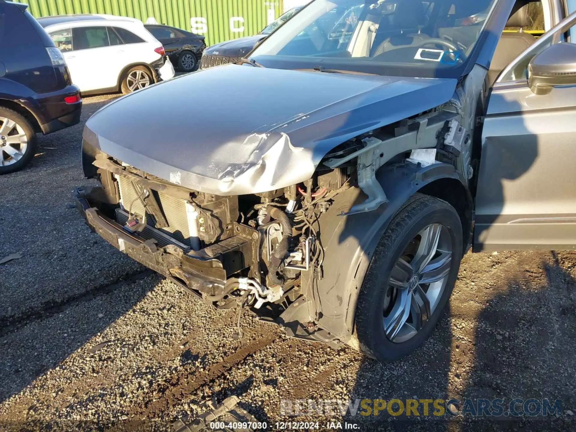 6 fotografías del automóvil dañado 3VV2B7AXXLM025353 VOLKSWAGEN TIGUAN 2020