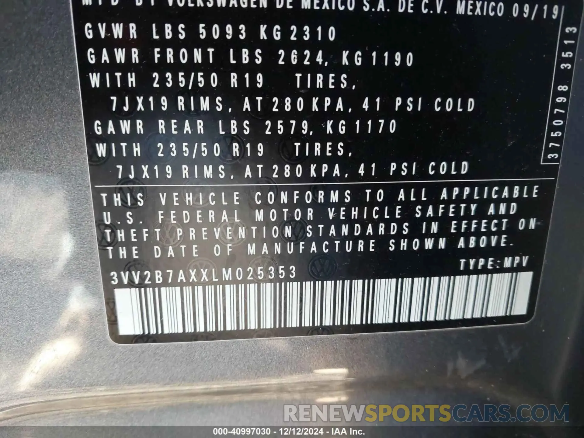 9 fotografías del automóvil dañado 3VV2B7AXXLM025353 VOLKSWAGEN TIGUAN 2020