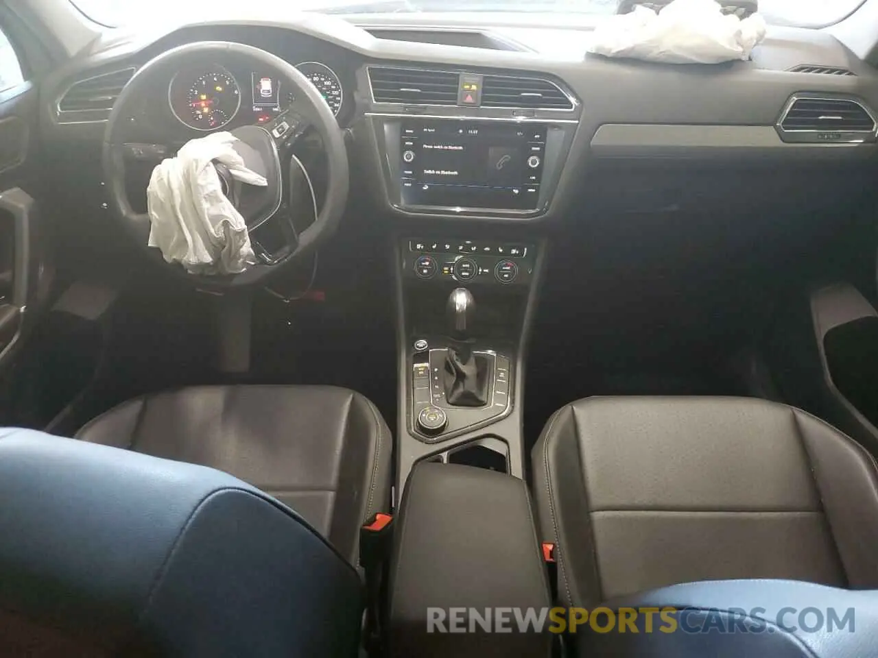 8 fotografías del automóvil dañado 3VV2B7AXXLM058031 VOLKSWAGEN TIGUAN 2020