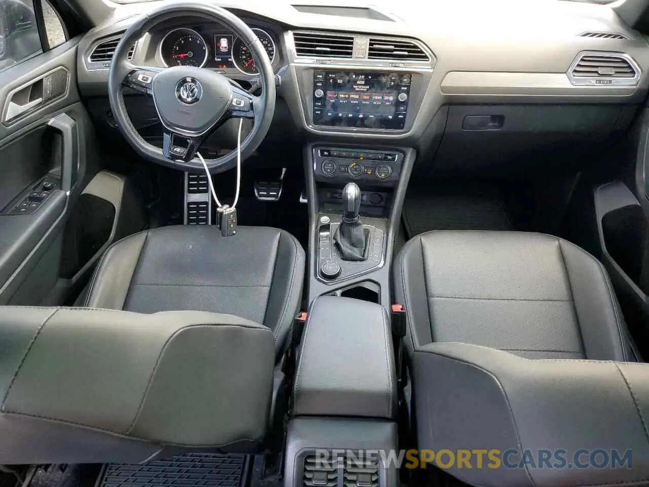8 fotografías del automóvil dañado 3VV2B7AXXLM133732 VOLKSWAGEN TIGUAN 2020