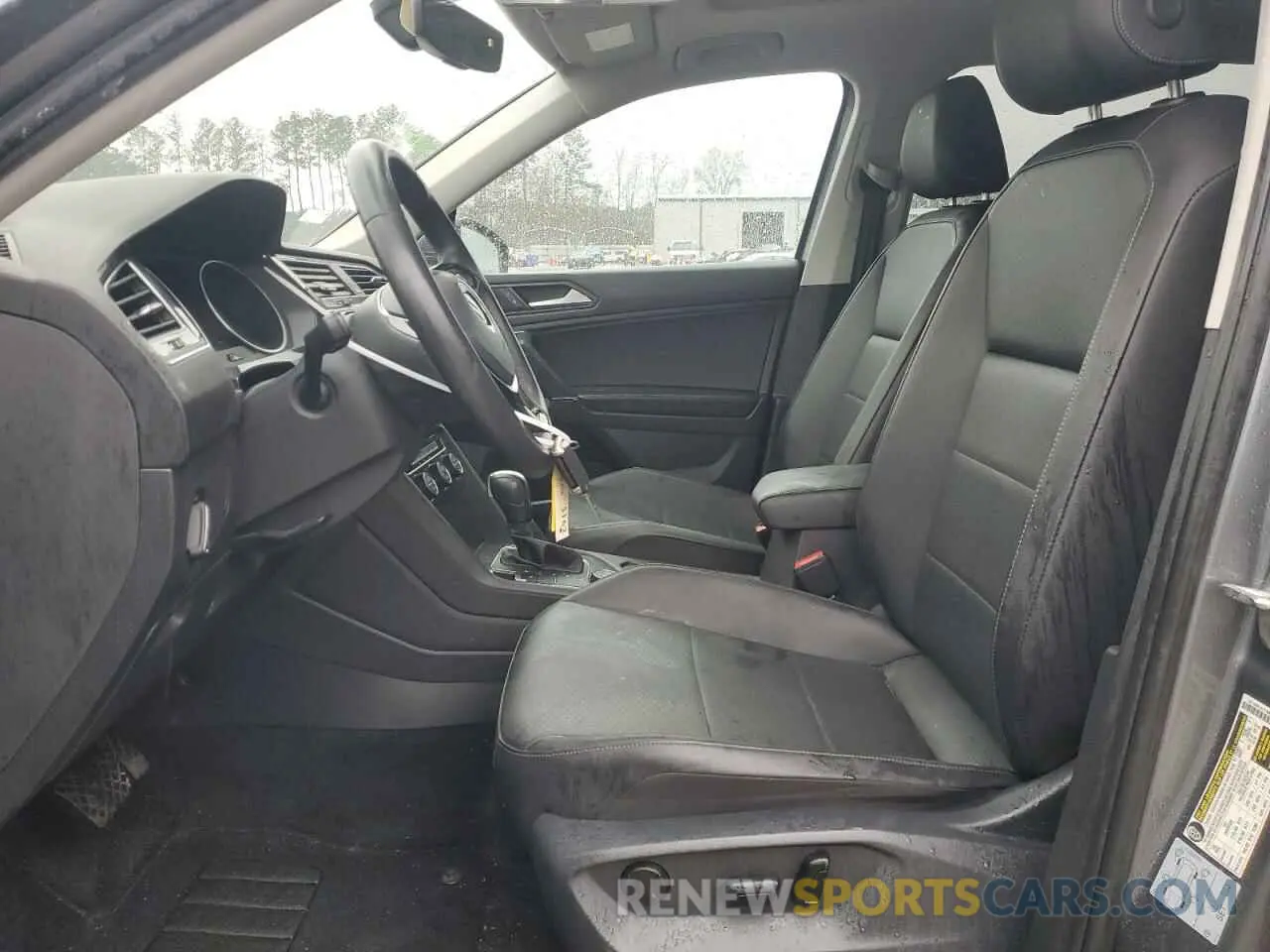 7 fotografías del automóvil dañado 3VV2B7AXXLM176788 VOLKSWAGEN TIGUAN 2020