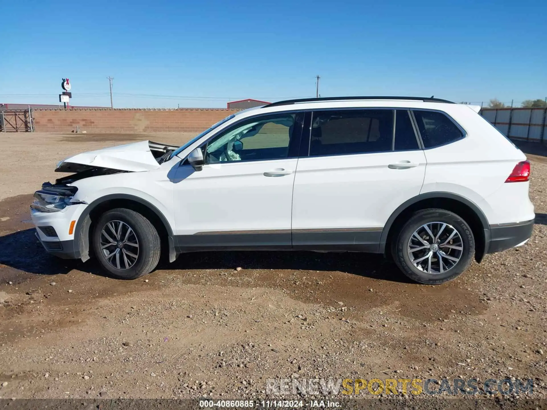 15 fotografías del automóvil dañado 3VV3B7AX1LM128665 VOLKSWAGEN TIGUAN 2020