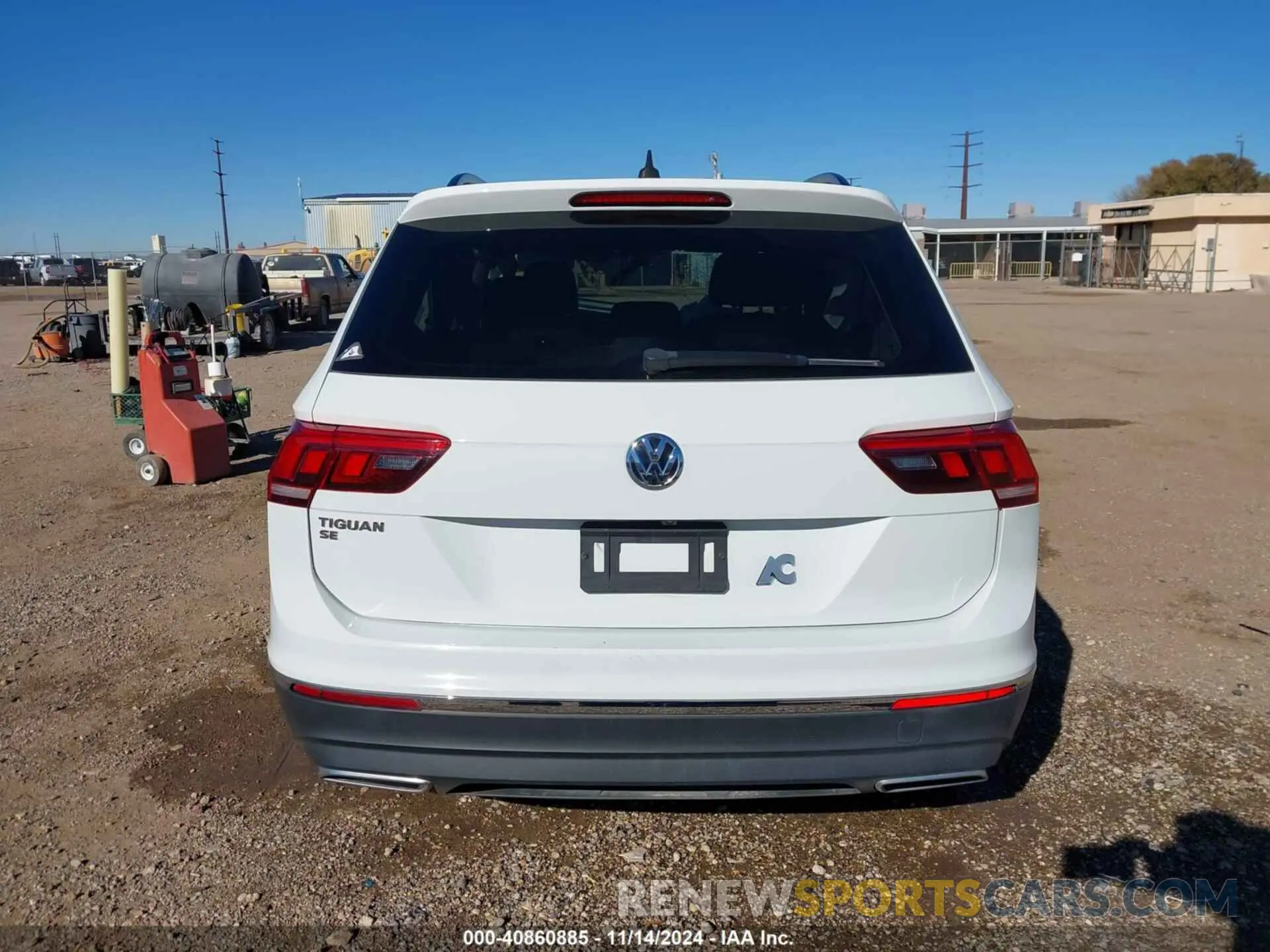 17 fotografías del automóvil dañado 3VV3B7AX1LM128665 VOLKSWAGEN TIGUAN 2020