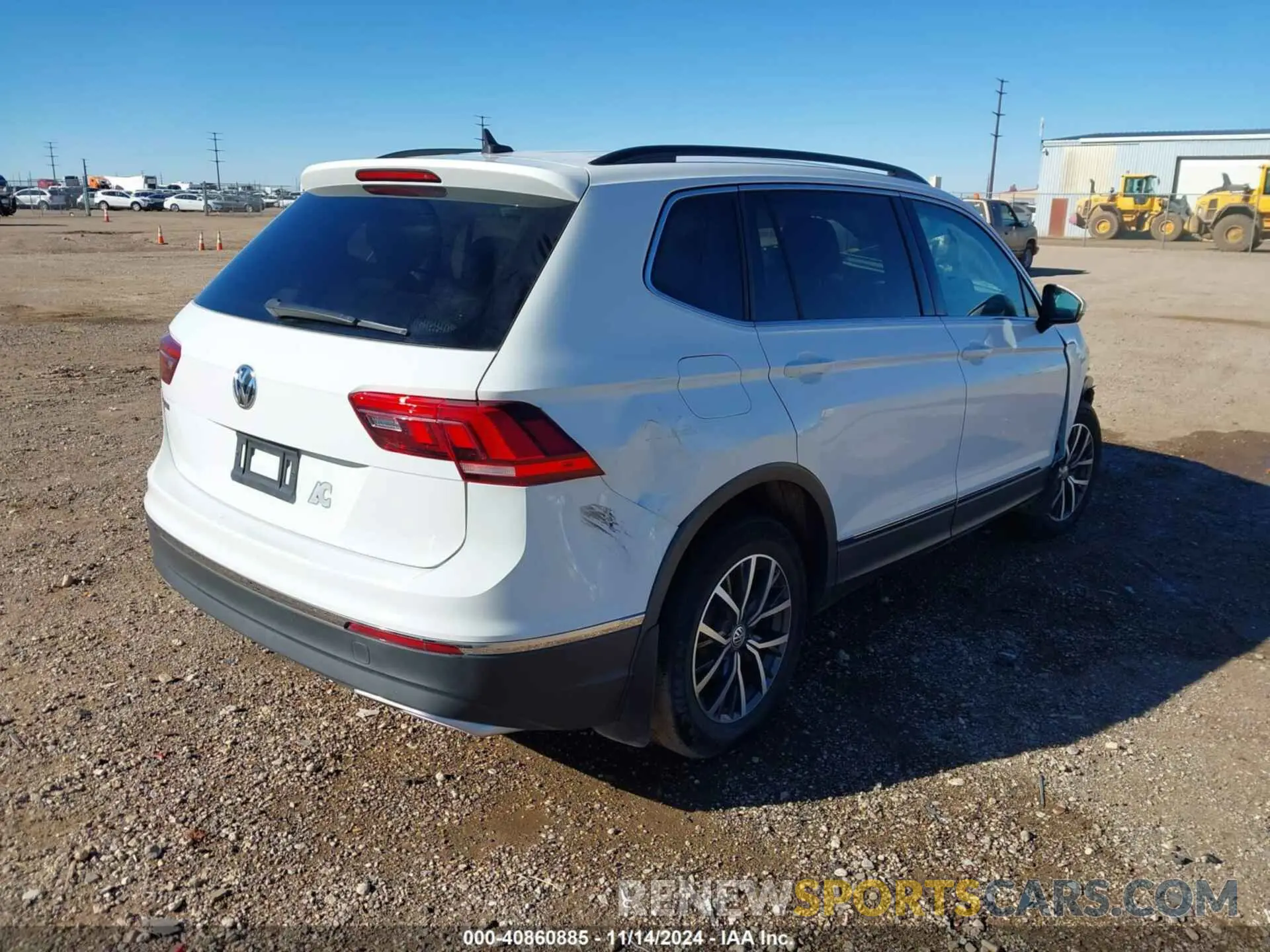 4 fotografías del automóvil dañado 3VV3B7AX1LM128665 VOLKSWAGEN TIGUAN 2020