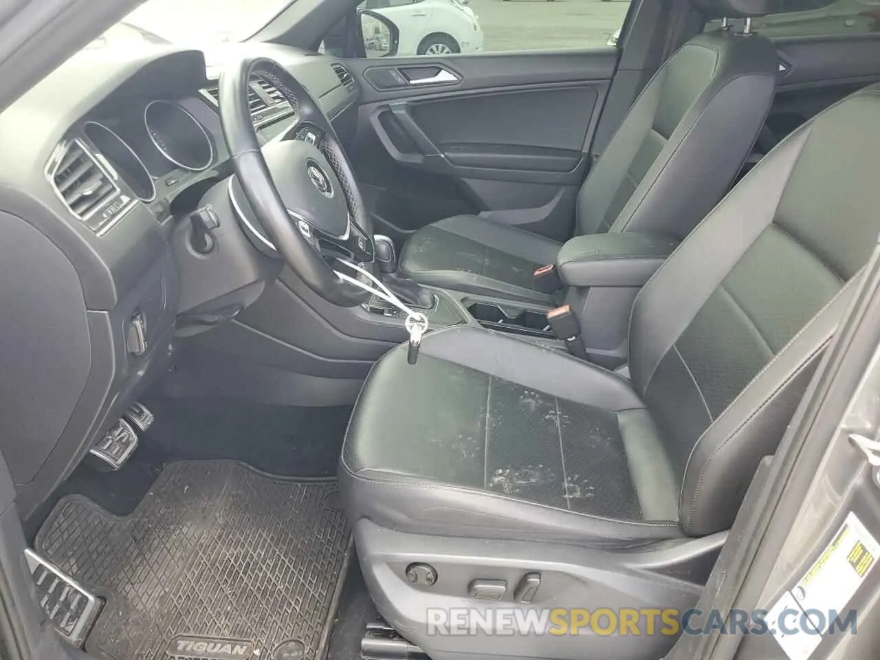 7 fotografías del automóvil dañado 3VV3B7AX1LM155168 VOLKSWAGEN TIGUAN 2020