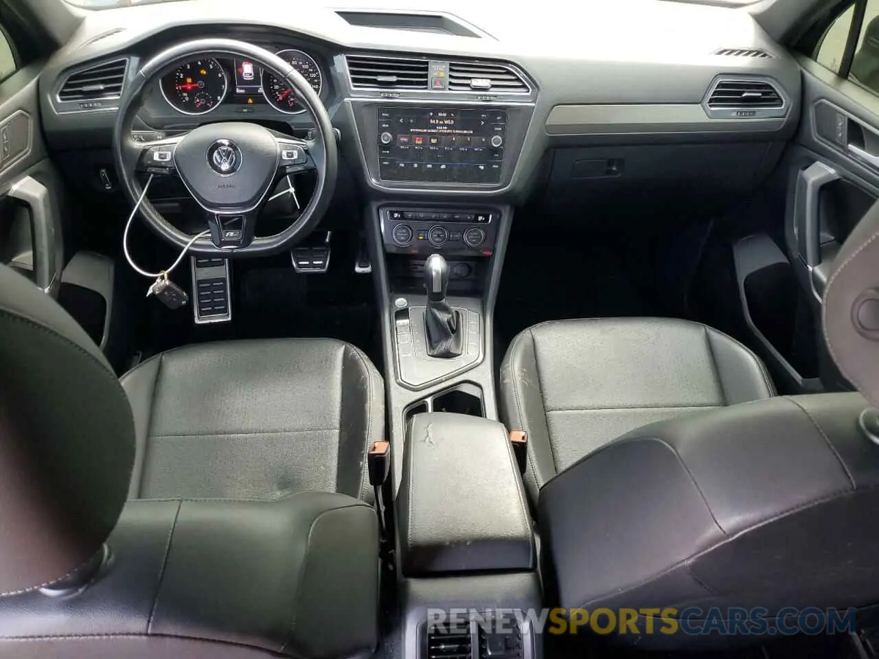 8 fotografías del automóvil dañado 3VV3B7AX1LM155168 VOLKSWAGEN TIGUAN 2020