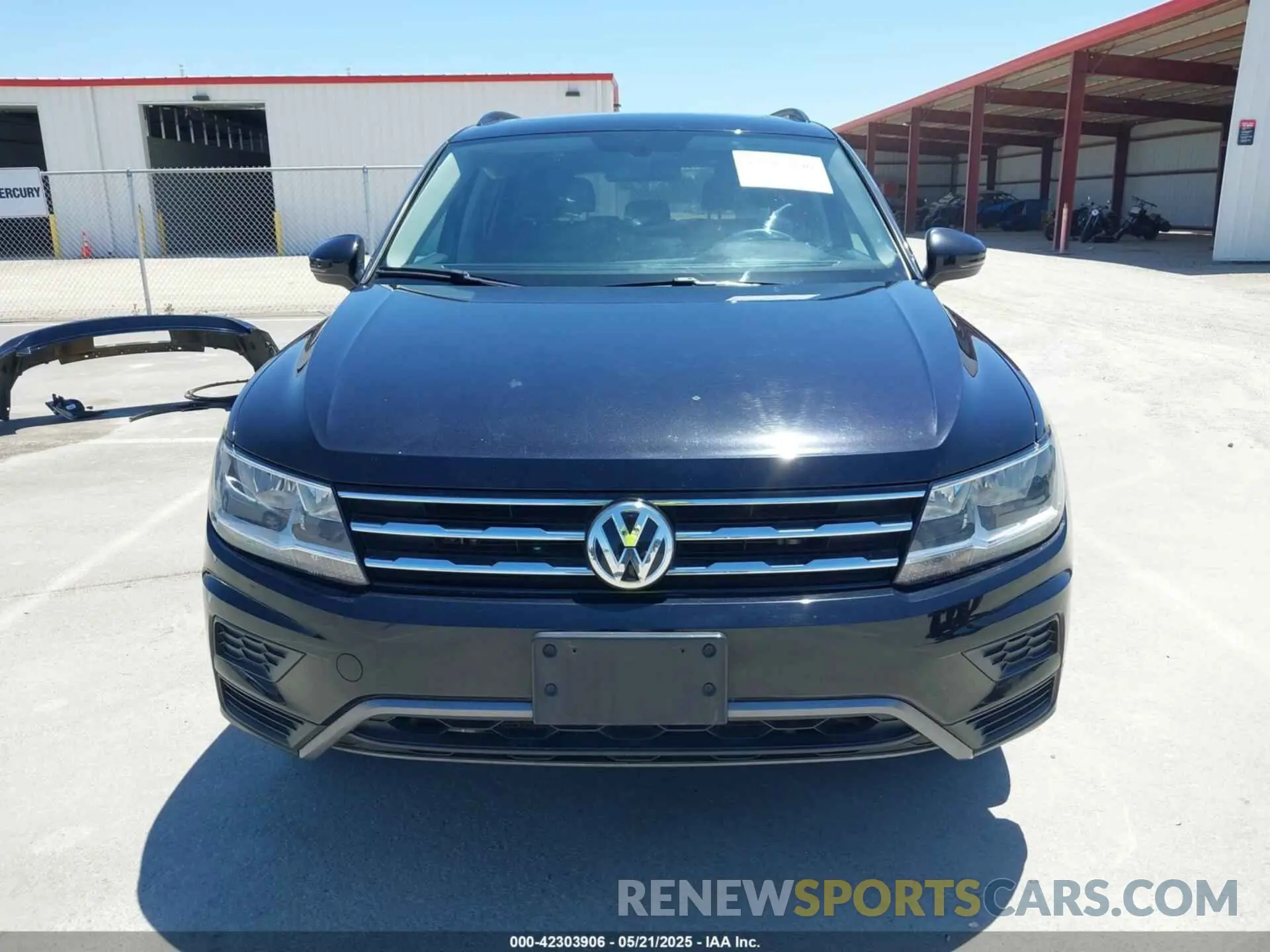 12 fotografías del automóvil dañado 3VV3B7AX1LM158247 VOLKSWAGEN TIGUAN 2020