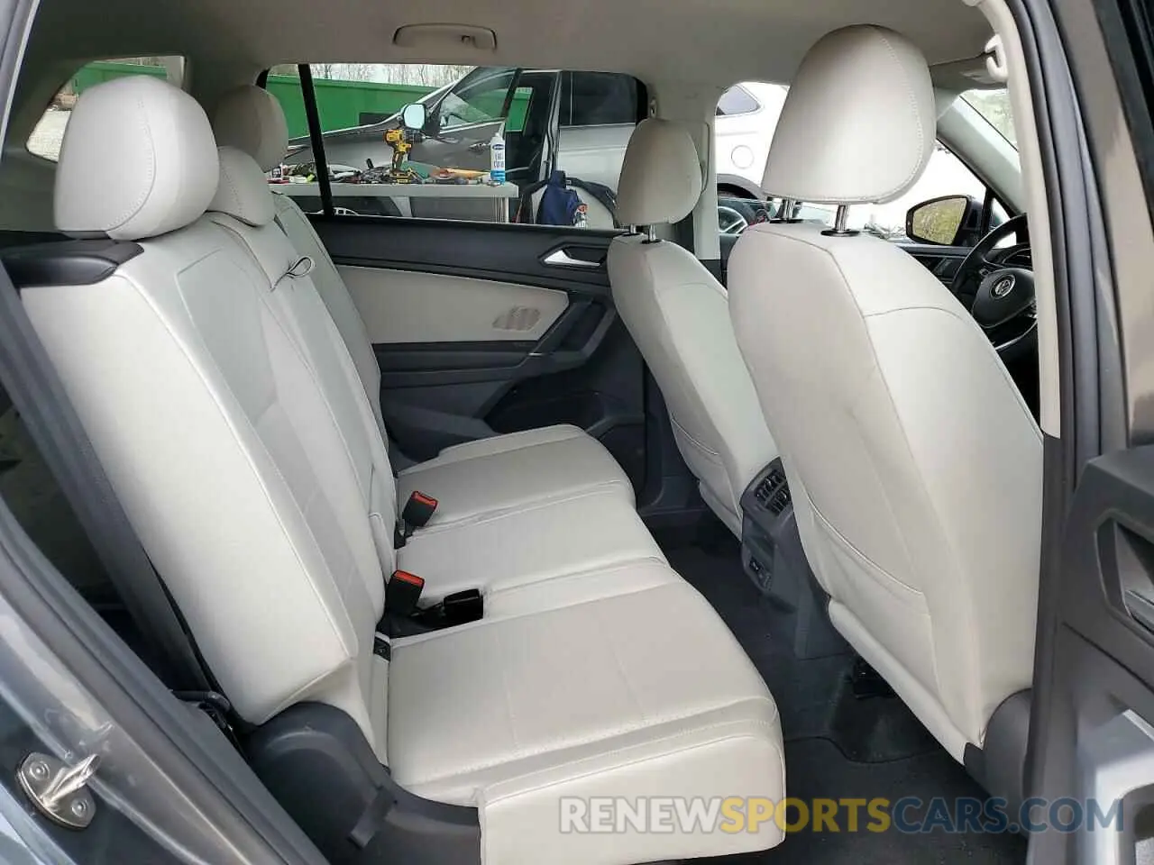 10 fotografías del automóvil dañado 3VV3B7AX2LM087320 VOLKSWAGEN TIGUAN 2020