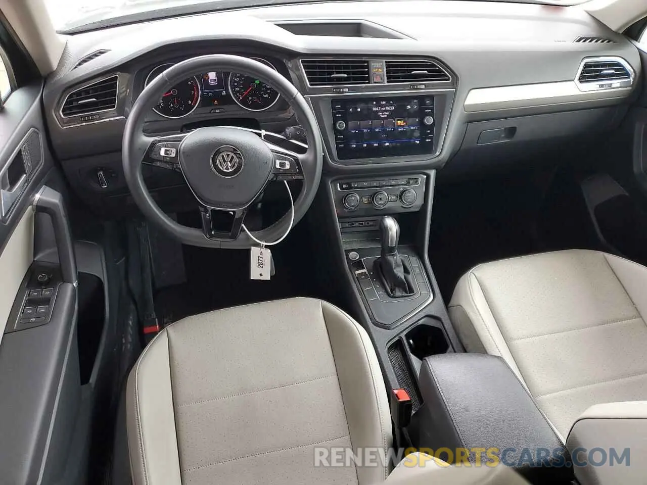 8 fotografías del automóvil dañado 3VV3B7AX2LM087320 VOLKSWAGEN TIGUAN 2020