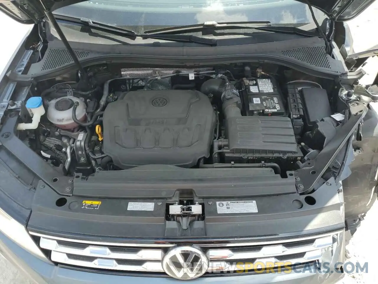 14 fotografías del automóvil dañado 3VV3B7AX3LM088556 VOLKSWAGEN TIGUAN 2020