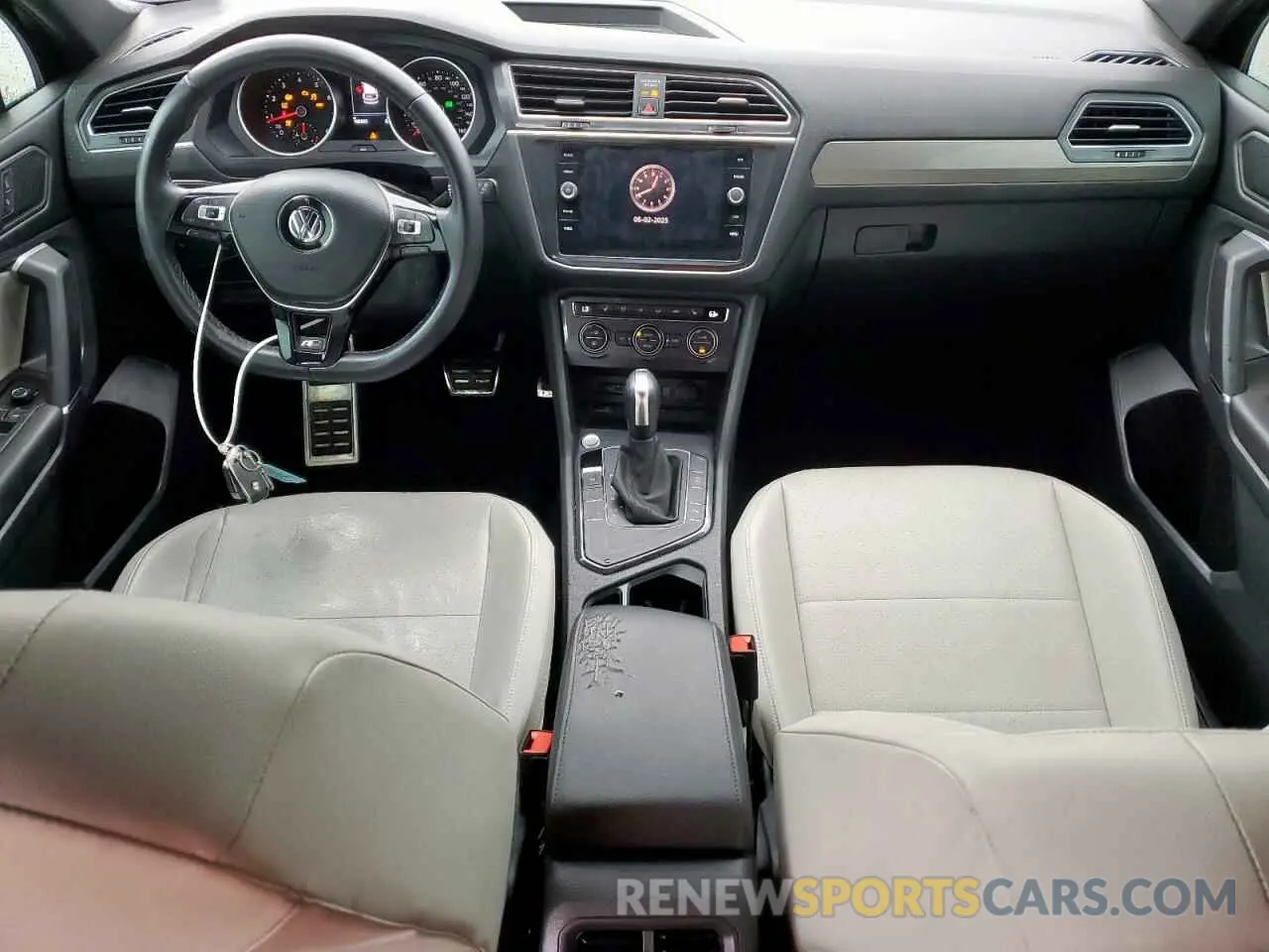 8 fotografías del automóvil dañado 3VV3B7AX3LM132894 VOLKSWAGEN TIGUAN 2020