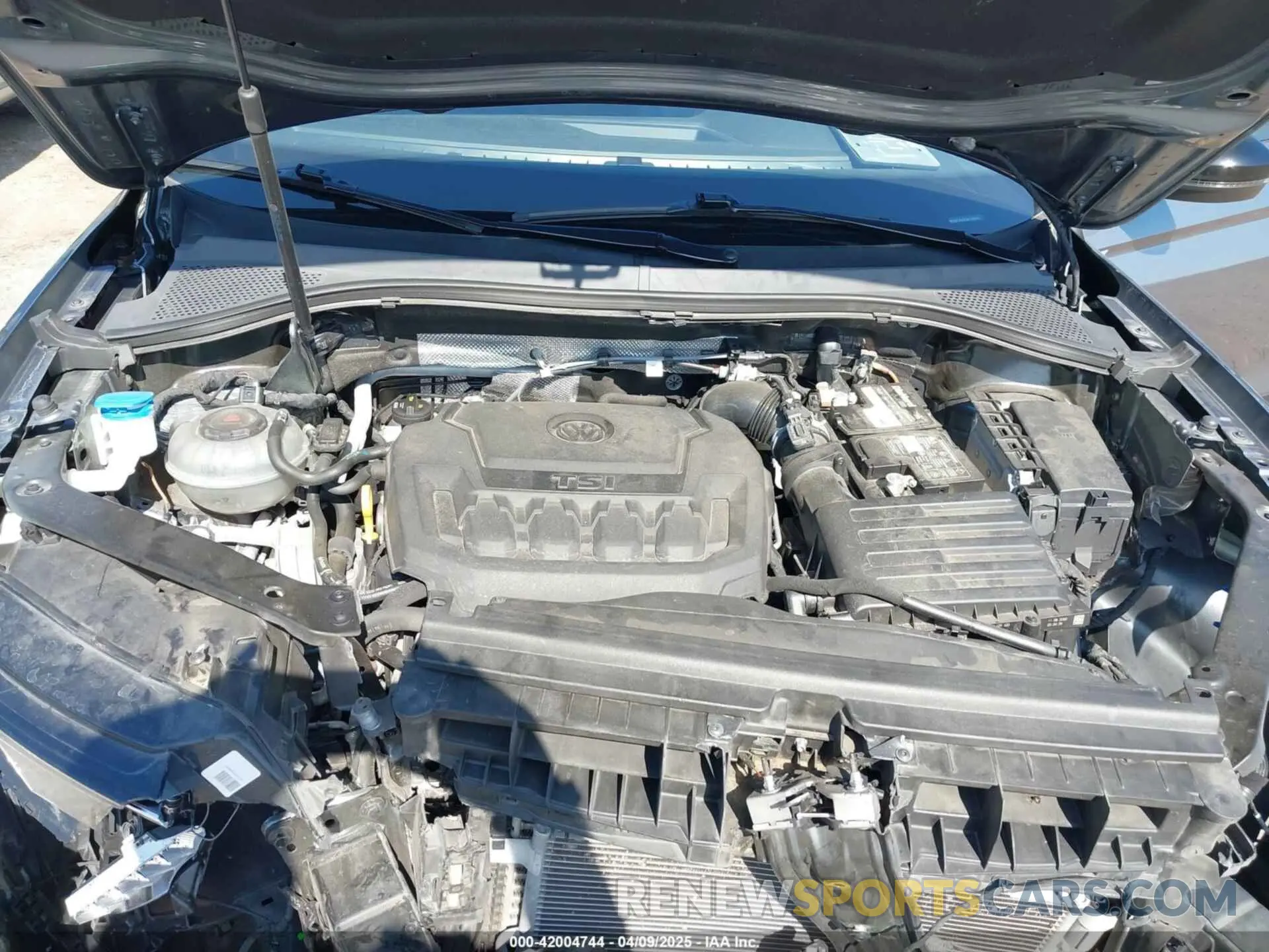10 fotografías del automóvil dañado 3VV3B7AX3LM176300 VOLKSWAGEN TIGUAN 2020
