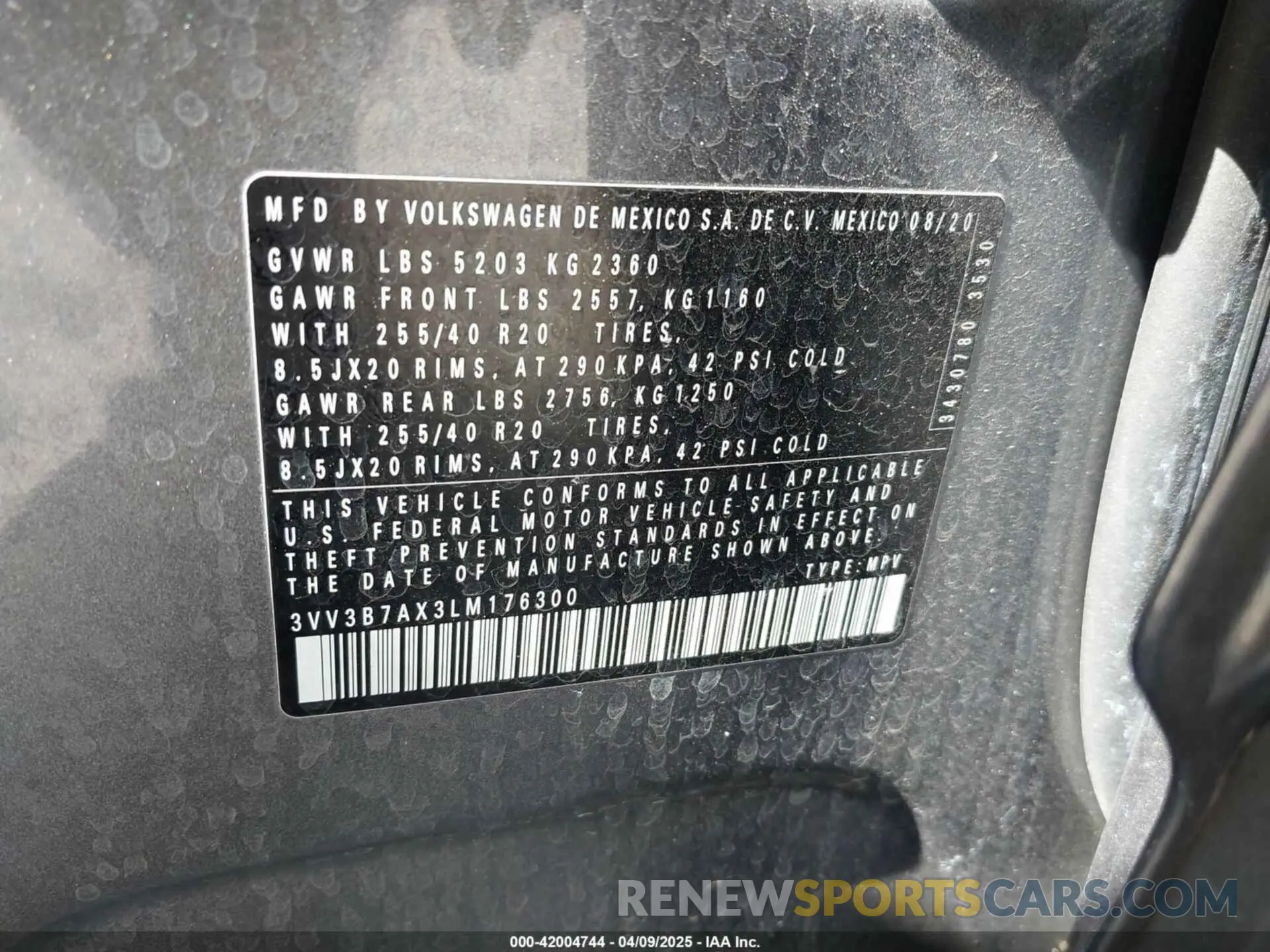 9 fotografías del automóvil dañado 3VV3B7AX3LM176300 VOLKSWAGEN TIGUAN 2020