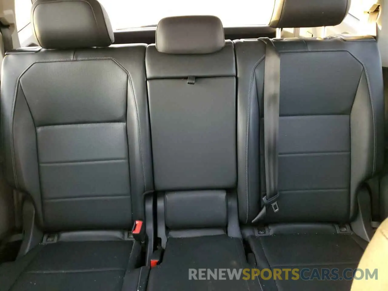 10 fotografías del automóvil dañado 3VV3B7AX4LM115845 VOLKSWAGEN TIGUAN 2020