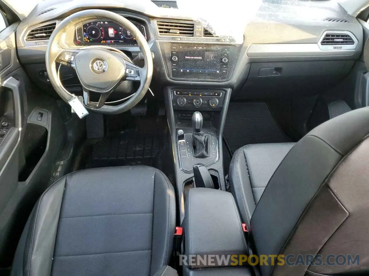 8 fotografías del automóvil dañado 3VV3B7AX4LM115845 VOLKSWAGEN TIGUAN 2020