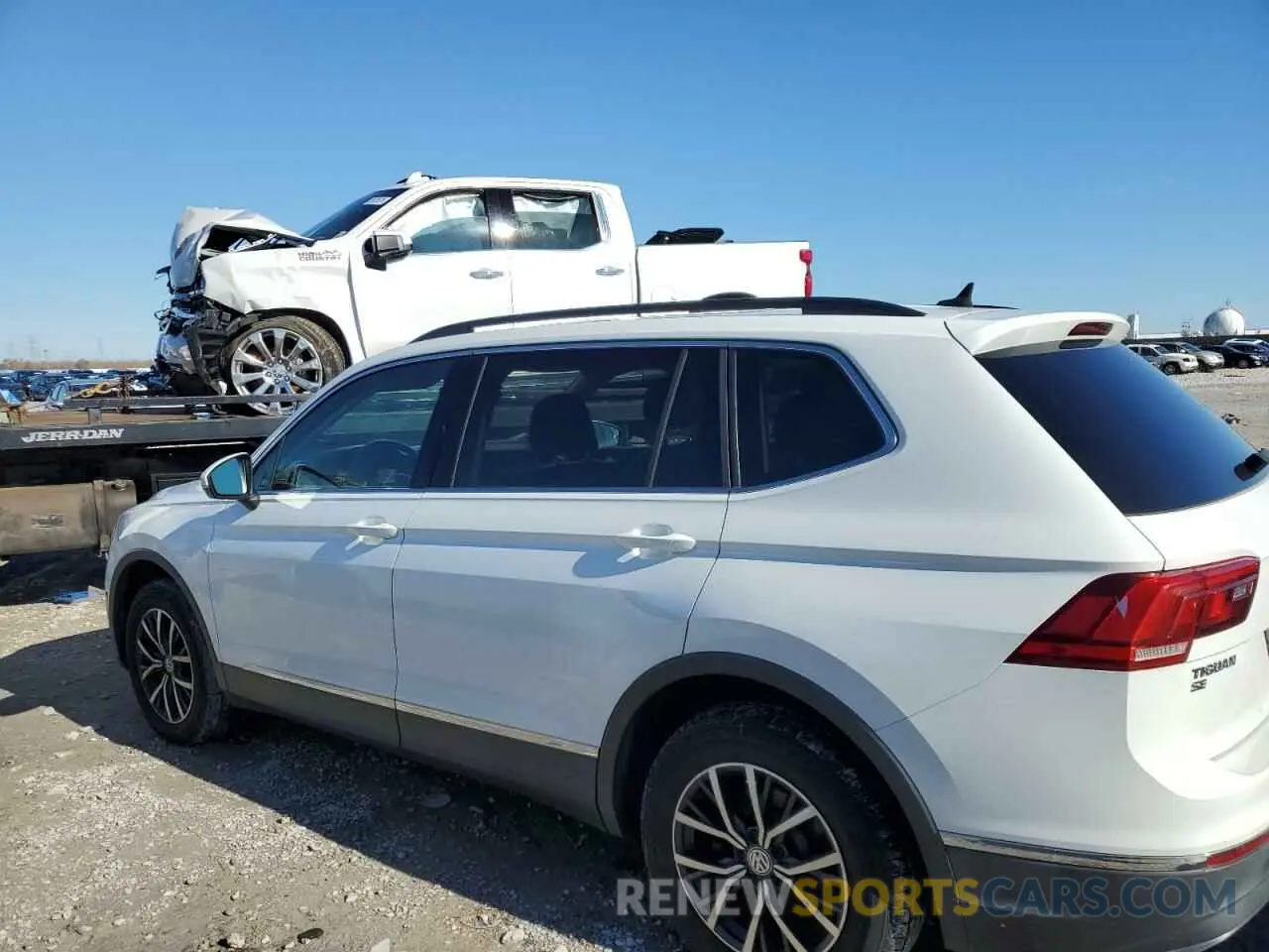 2 fotografías del automóvil dañado 3VV3B7AX4LM138493 VOLKSWAGEN TIGUAN 2020