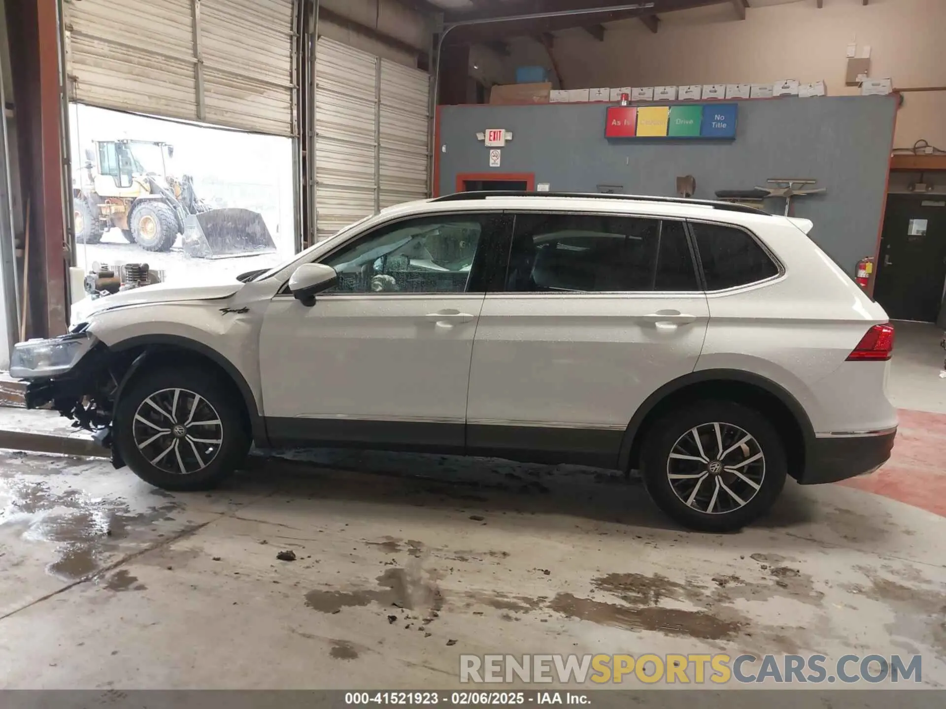 15 fotografías del automóvil dañado 3VV3B7AX4LM141023 VOLKSWAGEN TIGUAN 2020