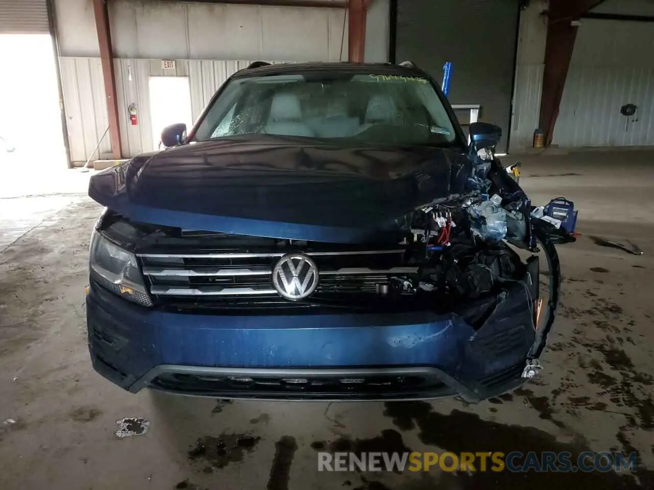5 fotografías del automóvil dañado 3VV3B7AX5LM017570 VOLKSWAGEN TIGUAN 2020