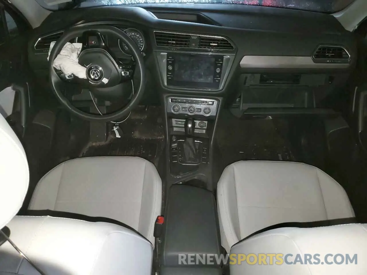 8 fotografías del automóvil dañado 3VV3B7AX5LM017570 VOLKSWAGEN TIGUAN 2020