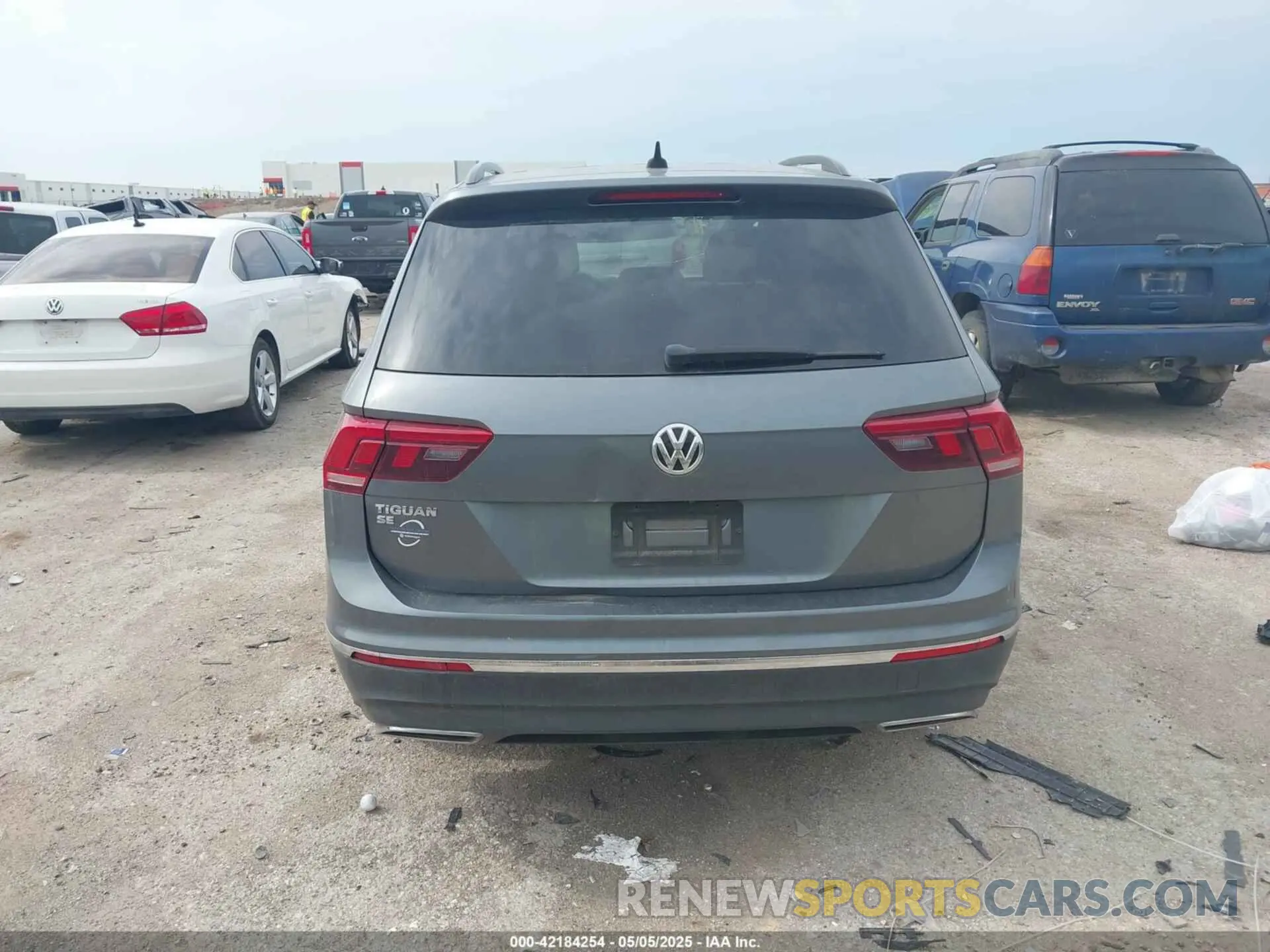 16 fotografías del automóvil dañado 3VV3B7AX6LM008716 VOLKSWAGEN TIGUAN 2020