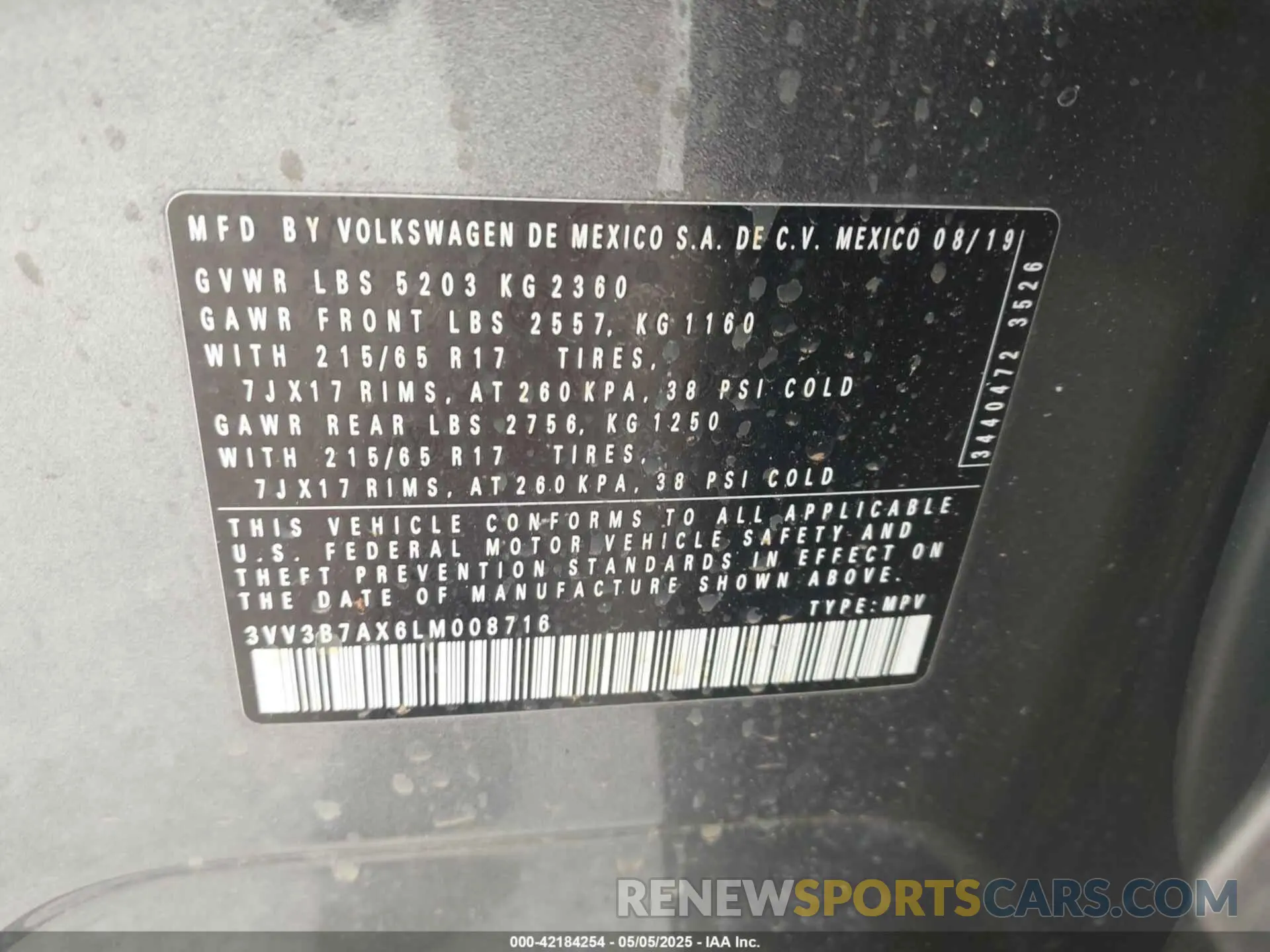 9 fotografías del automóvil dañado 3VV3B7AX6LM008716 VOLKSWAGEN TIGUAN 2020