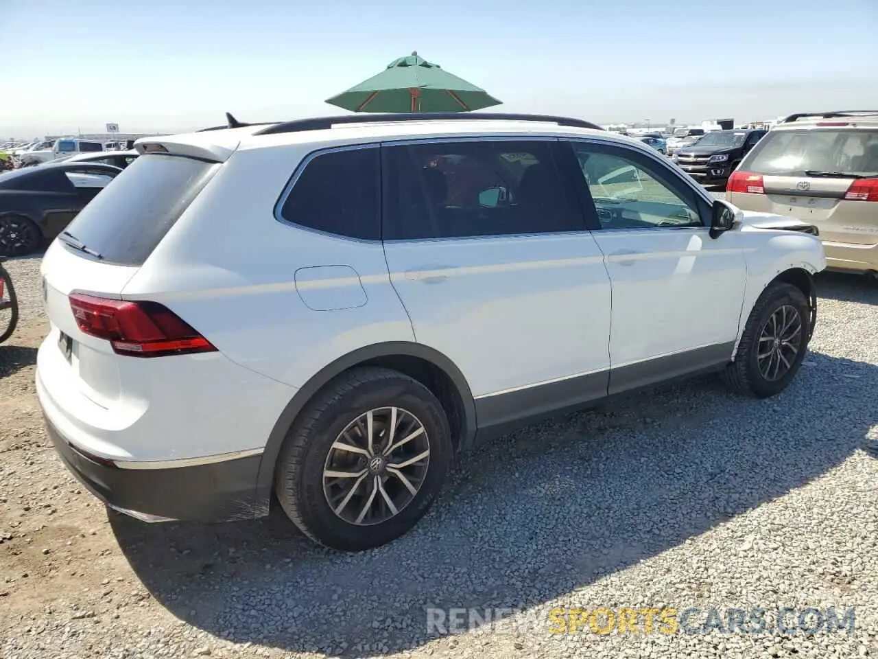 3 fotografías del automóvil dañado 3VV3B7AX6LM041165 VOLKSWAGEN TIGUAN 2020