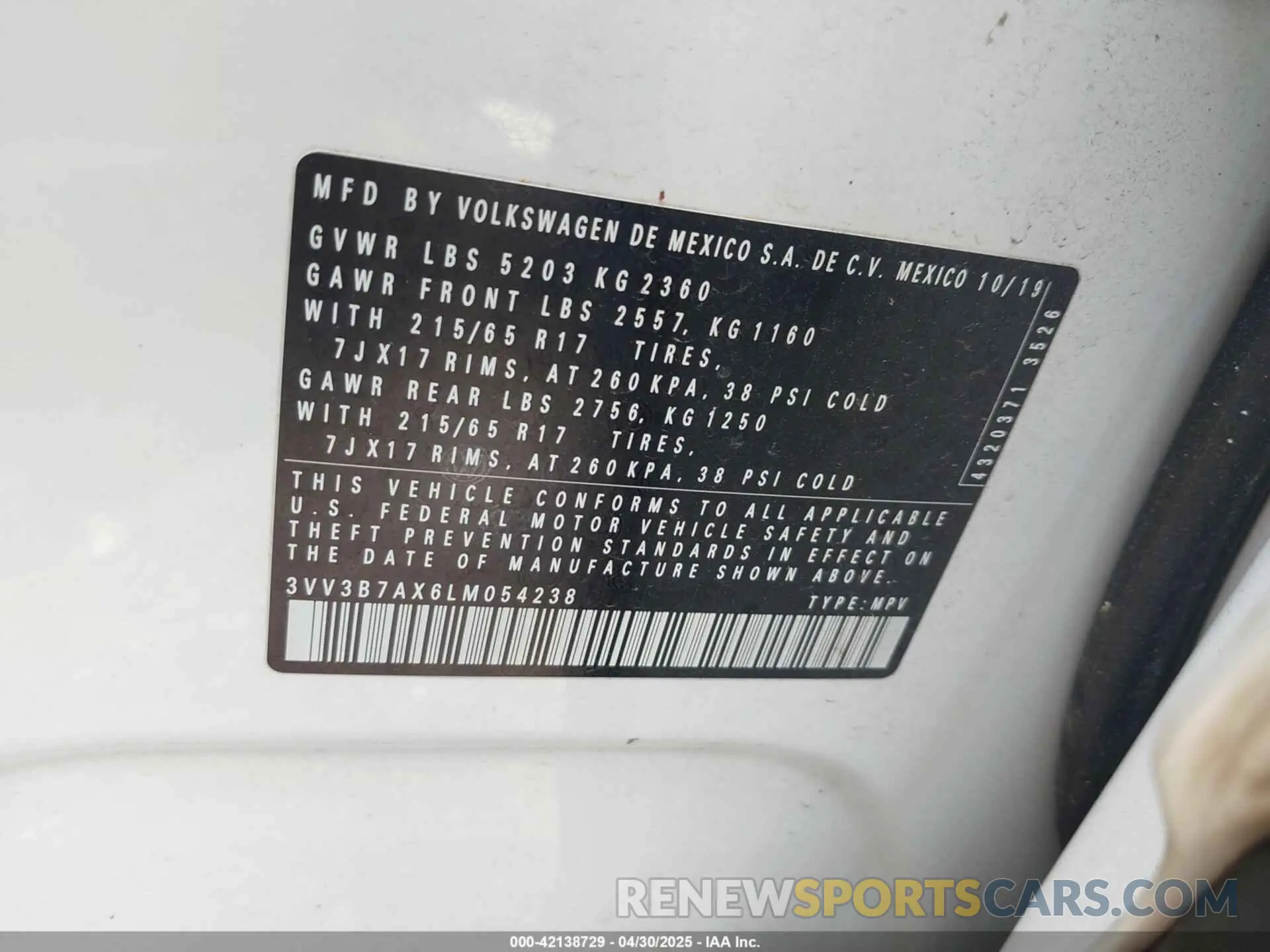 9 fotografías del automóvil dañado 3VV3B7AX6LM054238 VOLKSWAGEN TIGUAN 2020