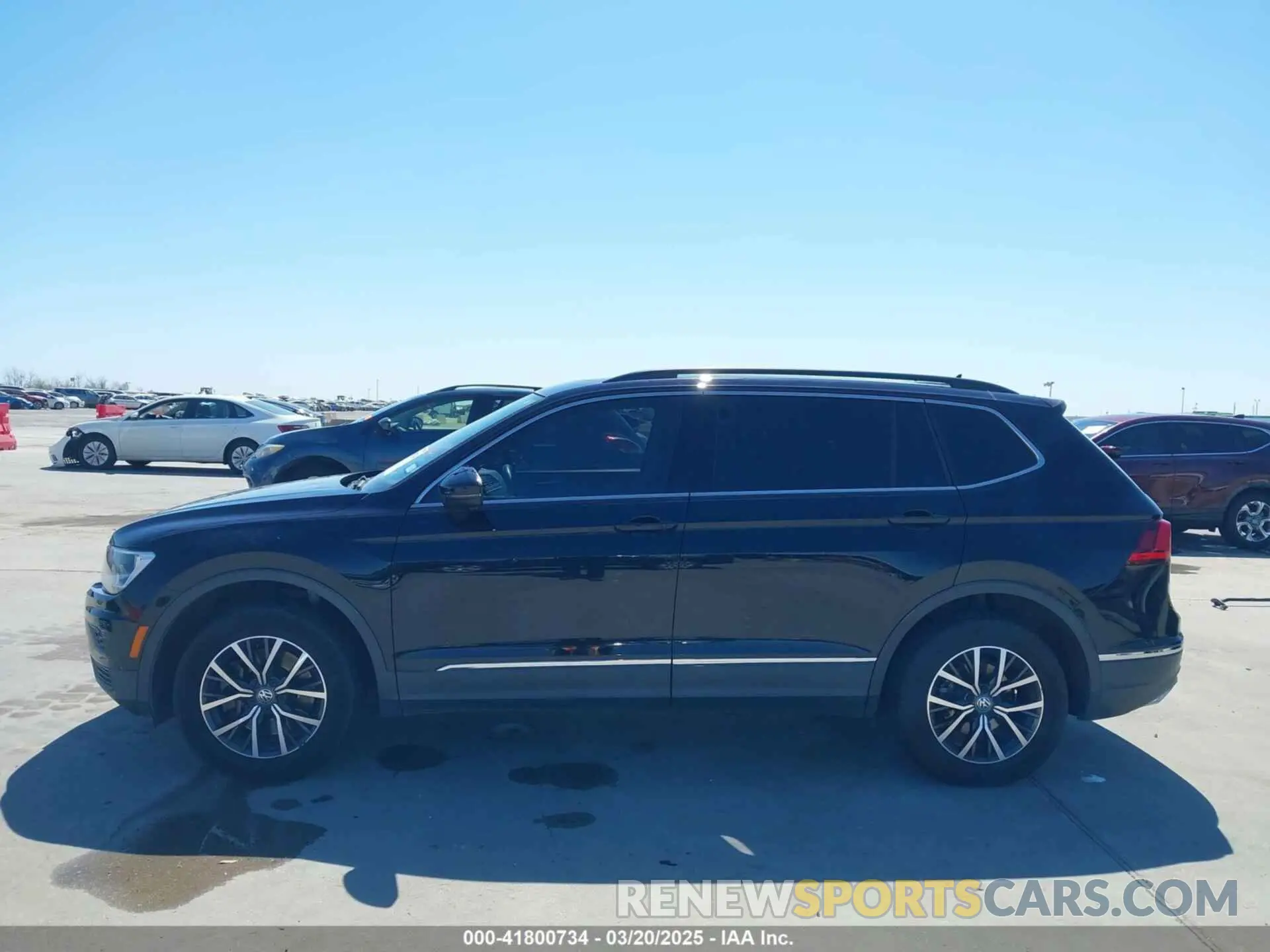 14 fotografías del automóvil dañado 3VV3B7AX6LM071413 VOLKSWAGEN TIGUAN 2020