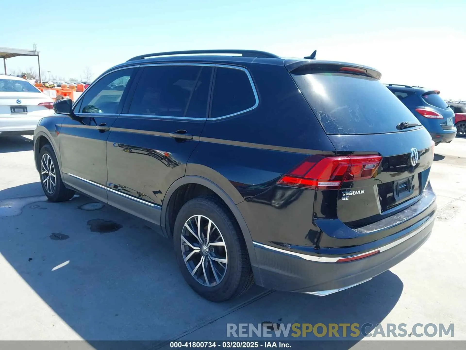 3 fotografías del automóvil dañado 3VV3B7AX6LM071413 VOLKSWAGEN TIGUAN 2020