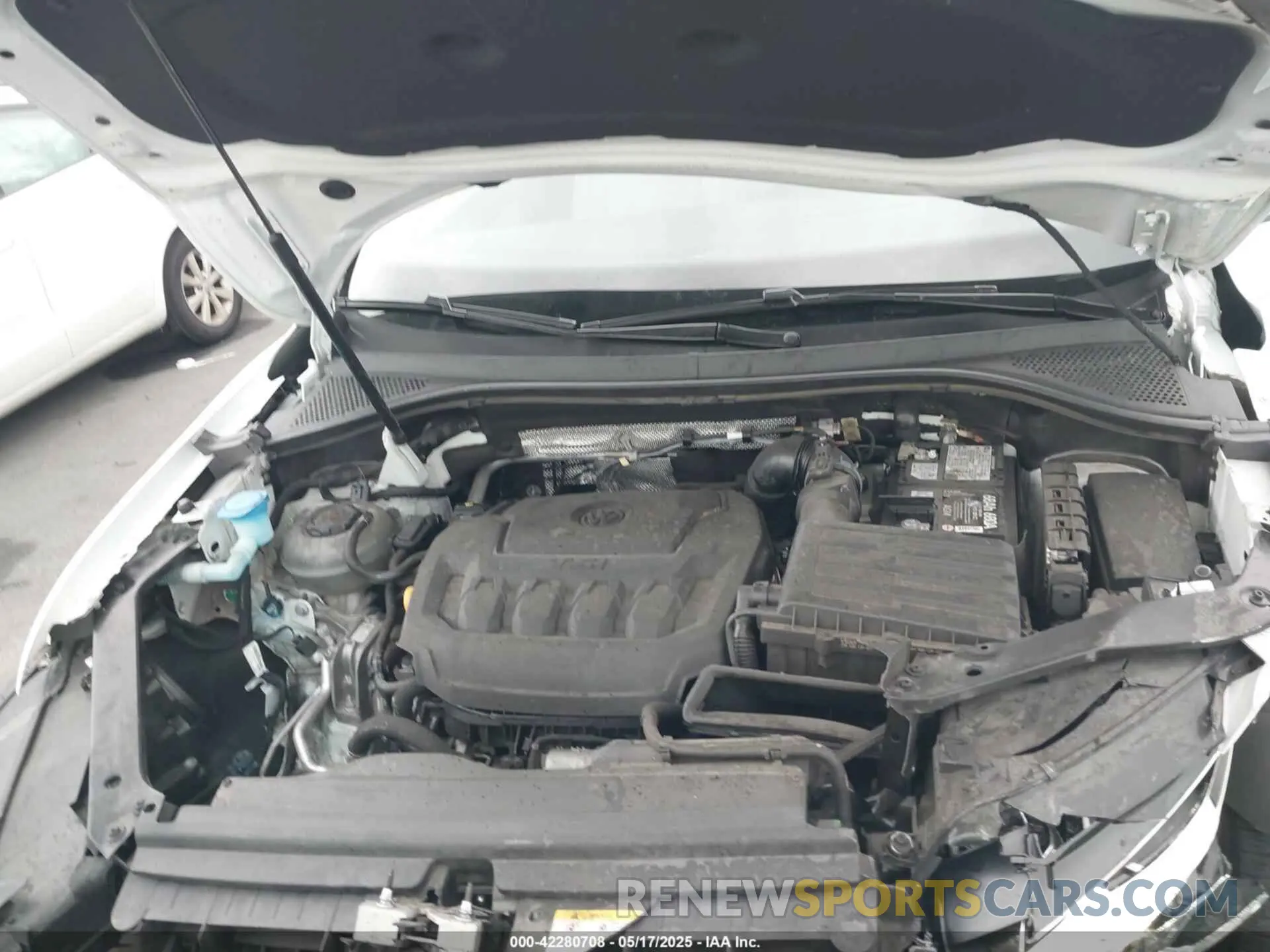 10 fotografías del automóvil dañado 3VV3B7AX6LM182754 VOLKSWAGEN TIGUAN 2020