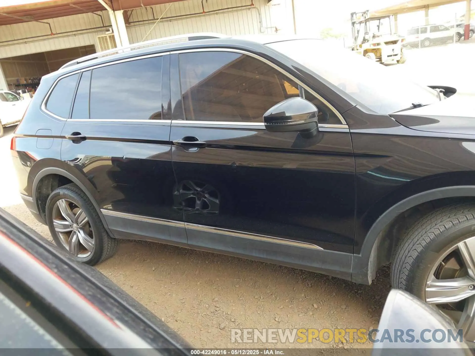 13 fotografías del automóvil dañado 3VV3B7AX7LM039084 VOLKSWAGEN TIGUAN 2020
