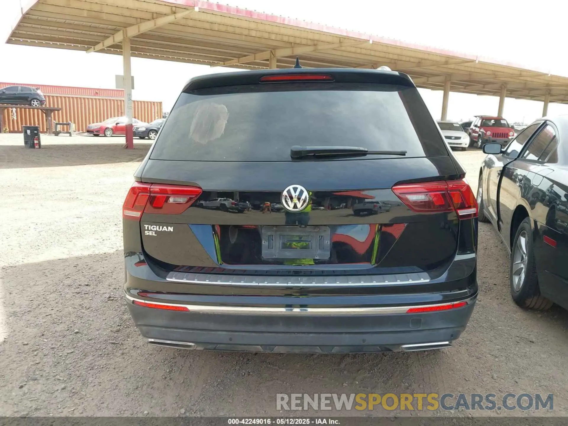 16 fotografías del automóvil dañado 3VV3B7AX7LM039084 VOLKSWAGEN TIGUAN 2020