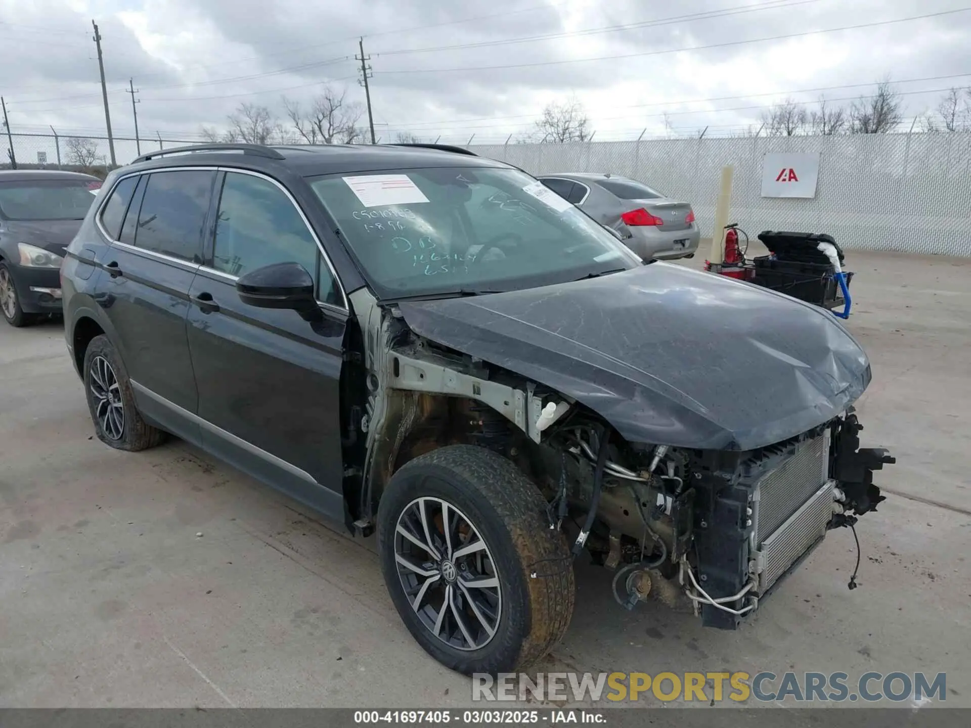 1 fotografías del automóvil dañado 3VV3B7AX7LM067046 VOLKSWAGEN TIGUAN 2020