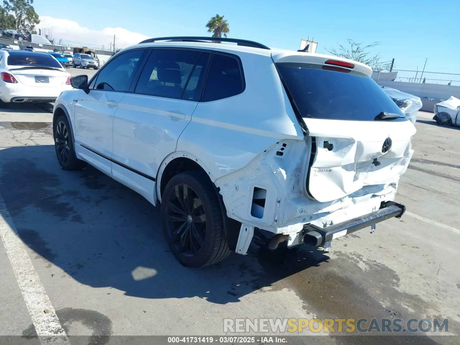 3 fotografías del automóvil dañado 3VV3B7AX8LM063202 VOLKSWAGEN TIGUAN 2020