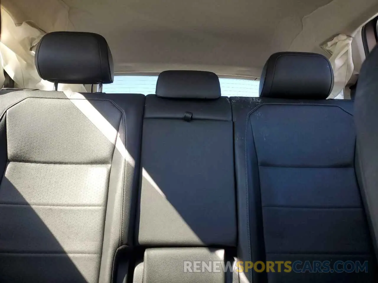 10 fotografías del automóvil dañado 3VV3B7AX8LM121003 VOLKSWAGEN TIGUAN 2020