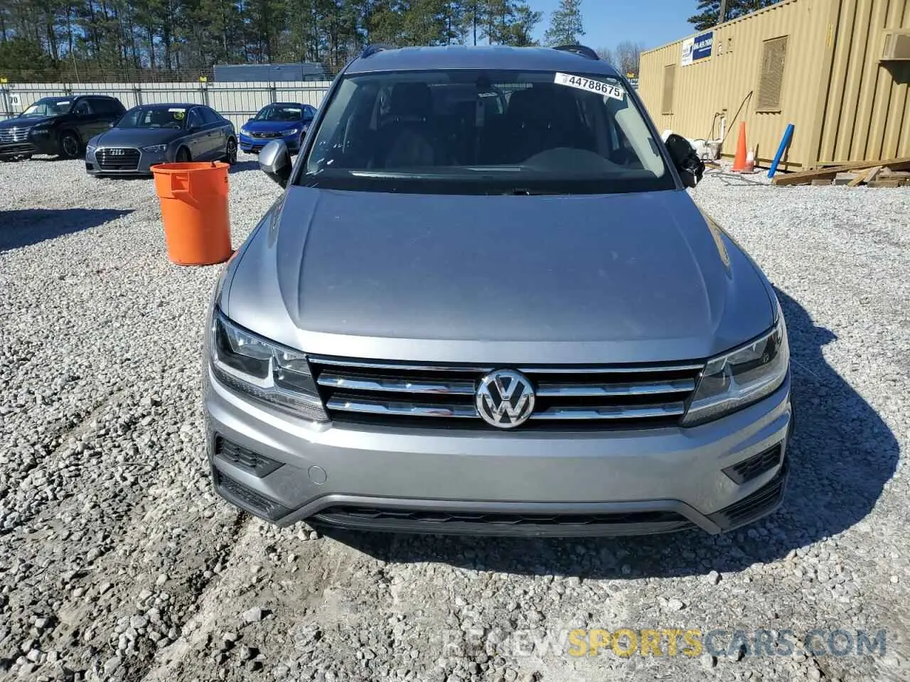 5 fotografías del automóvil dañado 3VV3B7AX8LM121003 VOLKSWAGEN TIGUAN 2020