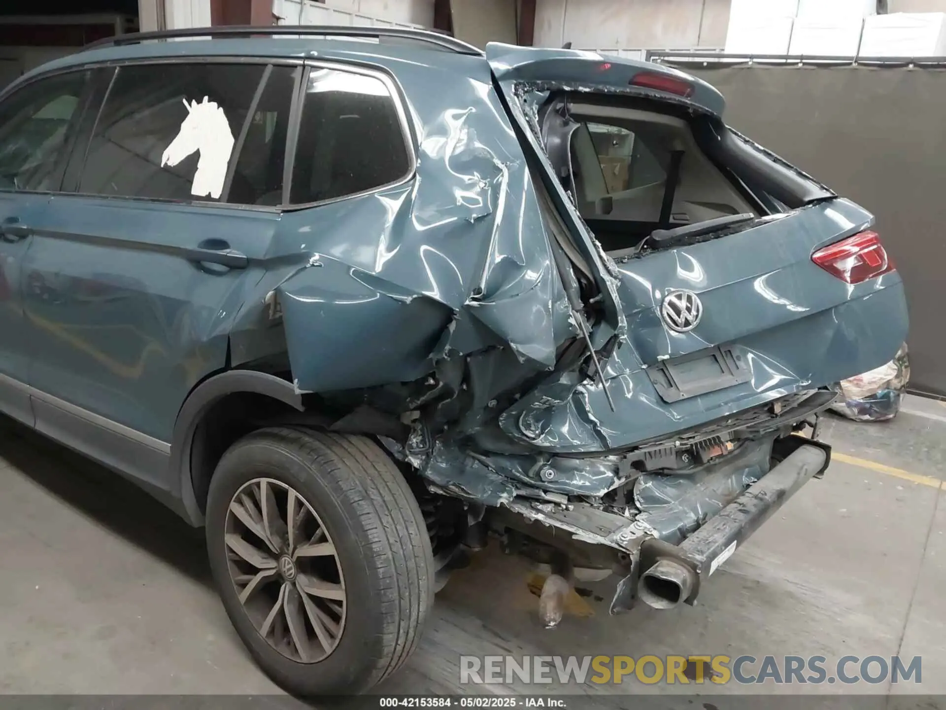 6 fotografías del automóvil dañado 3VV3B7AXXLM058423 VOLKSWAGEN TIGUAN 2020