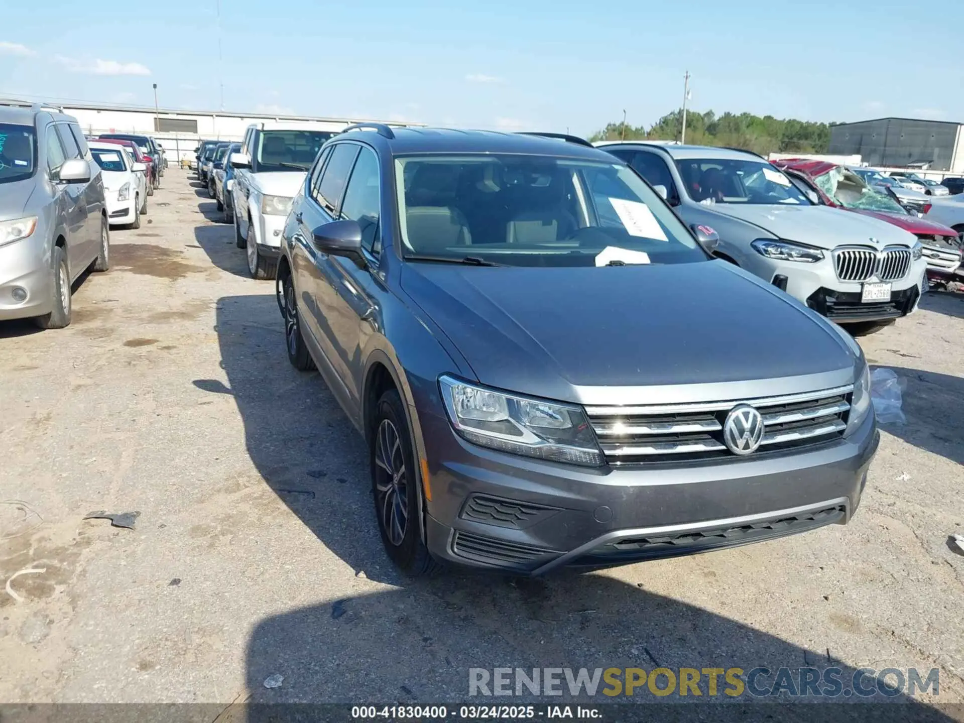 1 fotografías del automóvil dañado 3VV3B7AXXLM137641 VOLKSWAGEN TIGUAN 2020