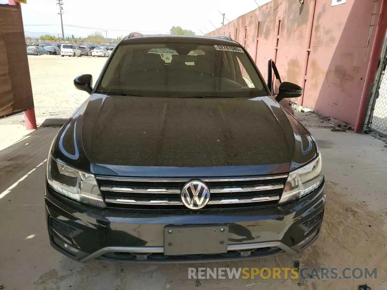 5 fotografías del automóvil dañado 3VV3B7AXXLM138188 VOLKSWAGEN TIGUAN 2020
