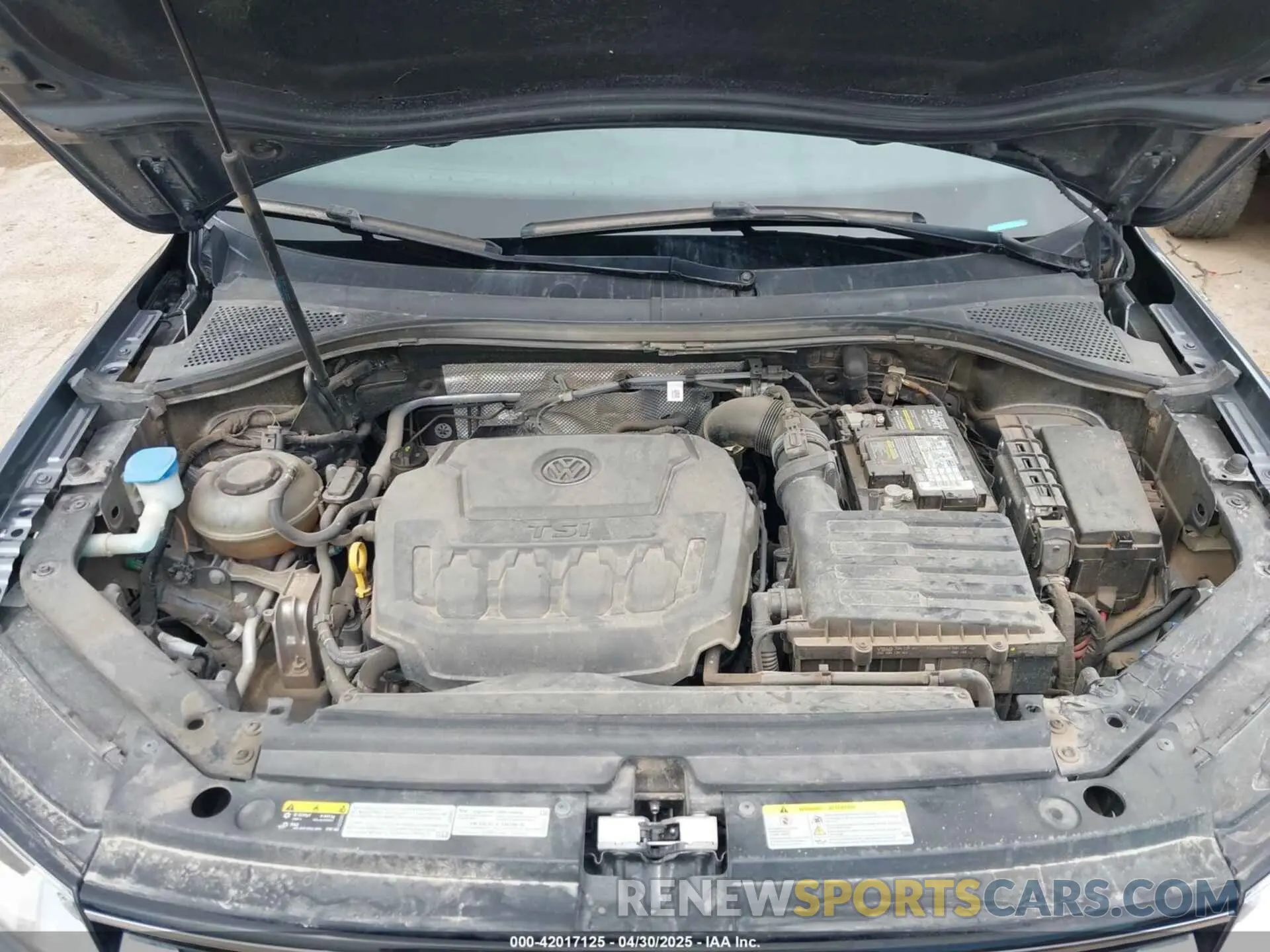 10 fotografías del automóvil dañado 3VV0B7AX0MM017433 VOLKSWAGEN TIGUAN 2021