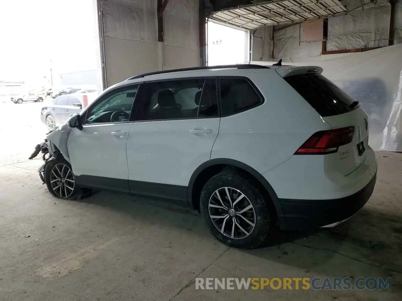2 fotografías del automóvil dañado 3VV0B7AX4MM040312 VOLKSWAGEN TIGUAN 2021