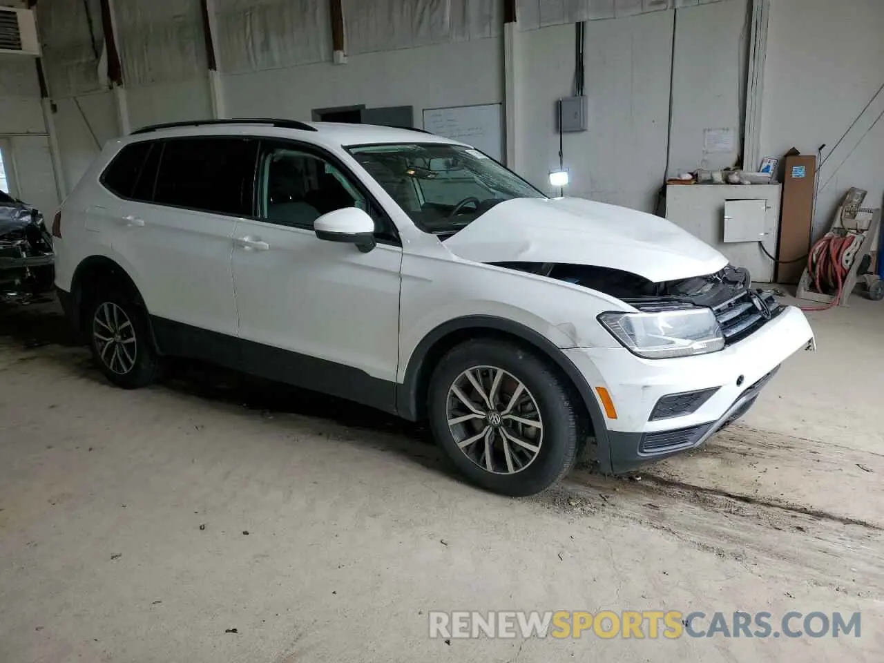 4 fotografías del automóvil dañado 3VV0B7AX4MM040312 VOLKSWAGEN TIGUAN 2021