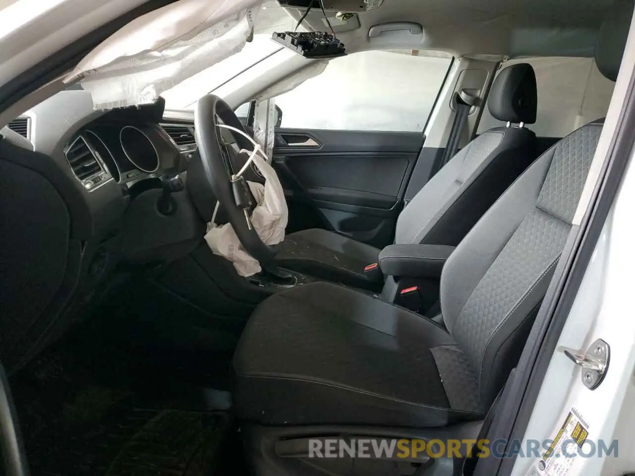 7 fotografías del automóvil dañado 3VV0B7AX4MM040312 VOLKSWAGEN TIGUAN 2021
