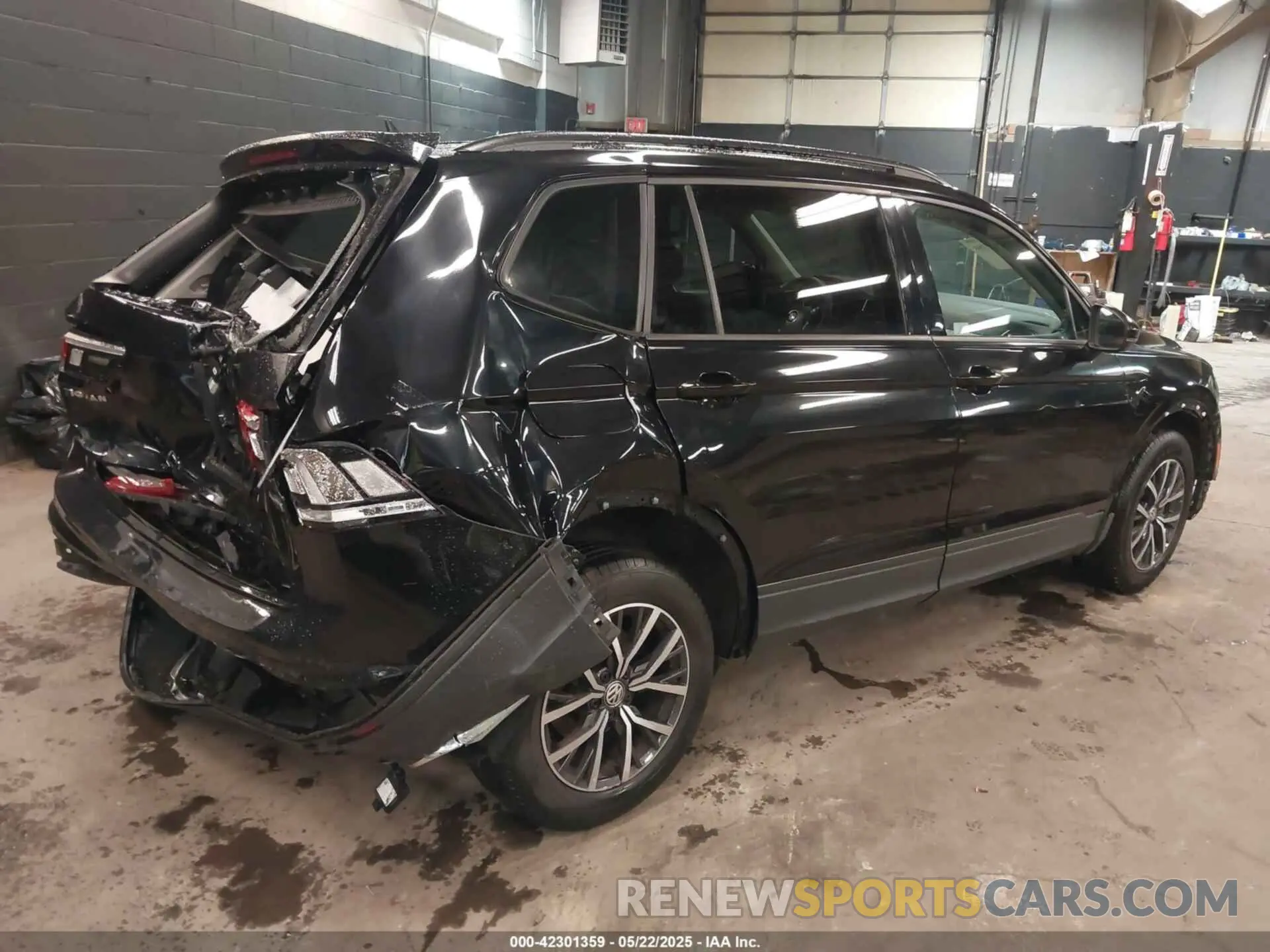 4 fotografías del automóvil dañado 3VV0B7AX5MM088269 VOLKSWAGEN TIGUAN 2021