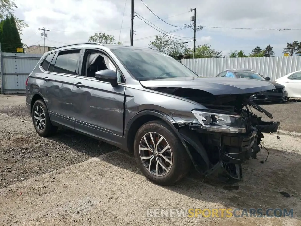 4 fotografías del automóvil dañado 3VV0B7AX7MM026632 VOLKSWAGEN TIGUAN 2021