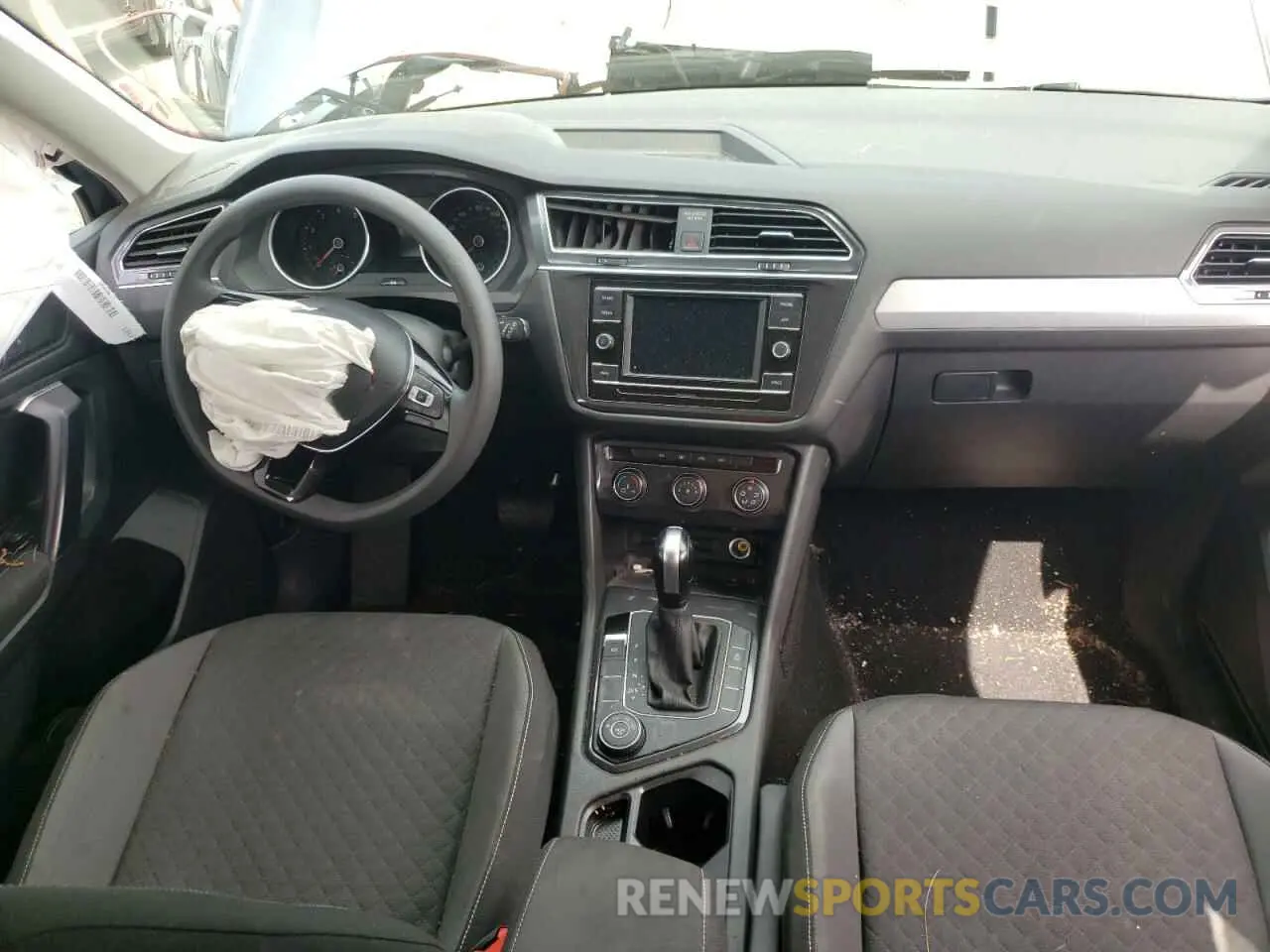 8 fotografías del automóvil dañado 3VV0B7AX7MM026632 VOLKSWAGEN TIGUAN 2021